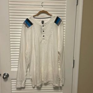 CAVI  Shirt with Faux Leather Stripes in Shoulders Size 3XL*Available 9/5*